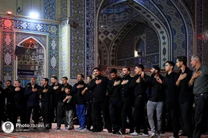 عزاداری سنتی شب سوم محرم در &laquo;حسینیه حرم&raquo;
