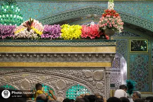 گل آرایی ضریح مطهر رضوی