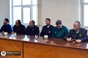 حضور خدام حرم مطهر رضوی در بیمارستان ثامن&zwnj;الائمه چناران