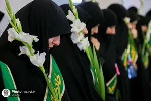 غبارروبی مزار شهدای مدفون در حرم مطهر رضوی