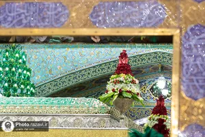 گل آرایی ضریح مطهر امام رضا علیه&zwnj;السلام