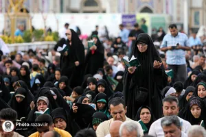 قرائت دعای پرفیض عرفه در حرم مطهر رضوی-2