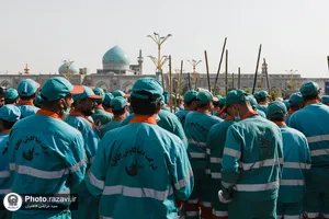 آیین اذن خدمت خادمین شهری در دهه کرامت