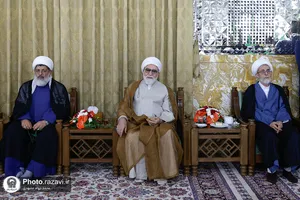 مراسم جشن عید ولادت پیامبر اکرم صلی&zwnj;الله&zwnj;و&zwnj;علیه&zwnj;وآله در تالار ولایت حرم مطهر رضوی 