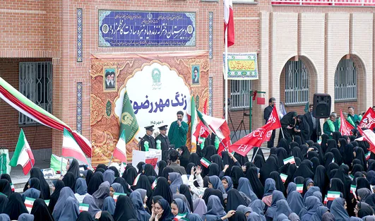 پایش سلامت دانش‌آموزان در مسیر خدمت رضوی اجرای طرح نذر شفا در چهارشنبه‌های امام رضایی