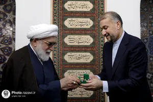 دیدار وزیر امور خارجه با تولیت آستان قدس رضوی