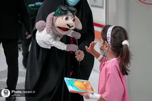 عیادت از بیماران بیمارستان اکبربه مناسبت روز جهانی کودک