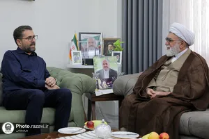 دیدار تولیت آستان قدس رضوی با خانواده شهدای بیت رهبری 