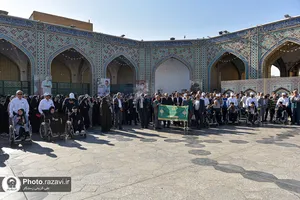 تشرف روشن&zwnj;دلان و توان&zwnj;یابان استان&zwnj;های مرکزی و زنجان به حرم مطهر رضوی