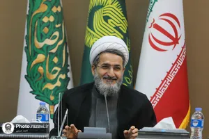 بازدید جمعی از مدیران عتبه حسینی از نمایشگاه رواق خدمت