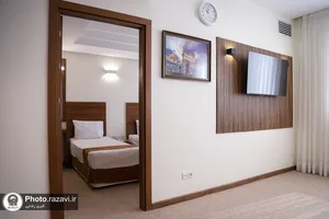 بازدید کارکنان آستان قدس رضوی از زائرسرای رضوی
