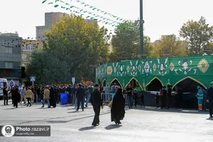 موکب خدمت رسانی جوانان رضوی در خیابان امام رضا علیه&zwnj;السلام