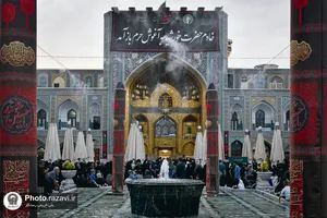 حرم مطهر رضوی در شب اربعین حسینی 