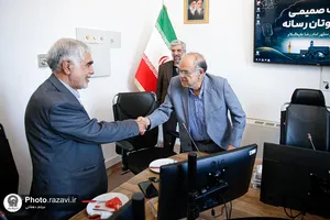 دیدار جمعی از پیشکسوتان رسانه با مدیر عالی حرم مطهر رضوی