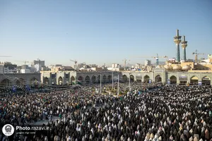اقامه نماز عید فطر در حرم مطهر رضوی-1
