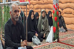 طنینِ همدلی در حرم رضوی؛ اجرای پویش ملی «مرهم» با حضور خانواده شهدا