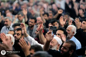 مراسم وداع با پیکر شهید سیدهاشم حسینی در حرم مطهر رضوی