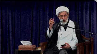 هم زمان با شام اربعین حسینی، زائران حرم مطهر رضوی با حضور در رواق امام خمینی (ره)، به عزاداری و سوگواری پرداختند.