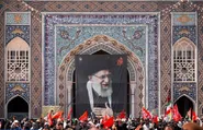 اقامه نماز بر پیکر مطهر «قائد شهید امت» در صحن پیامبر اعظم (ص)