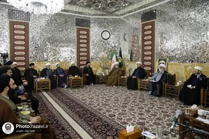 دیدار طلاب فعال فضای مجازی با تولیت آستان قدس رضوی