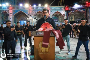 عزاداری سنتی شب هشتم محرم در &laquo;حسینیه حرم&raquo;