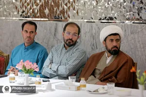 نشست صمیمی مدیران ادواری حرم مطهر