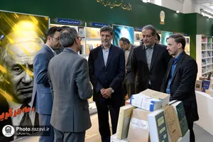 حضور قائم مقام تولیت آستان قدس رضوی در نمایشگاه کتاب تهران