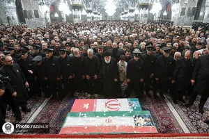 اجتماع بزرگ عاشورائیان در حرم مطهر رضوی