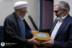 دیدار تولیت آستان قدس رضوی با خانواده روشندل نخبه
