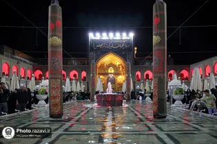 شب شہادت امام رضا(ع) کے موقع پر حرم امام رضا(ع) کے مناظر