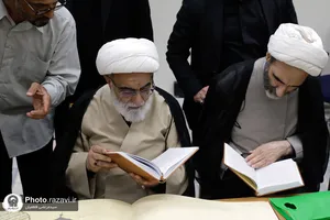 بازدید جمعی از اساتید مدرسه تابستانی طلاب از مرکز مخطوطات آستان قدس رضوی