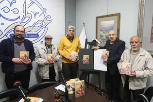 کتاب «لسان العیب»؛ روایت طنز انتقادی از اخبار روز جامعه نقد و بررسی شد