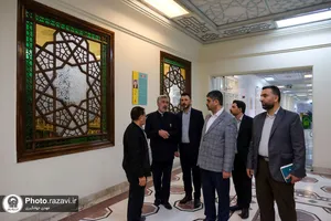 بازدید جمعی از مسئولین عتبه علویه از کتابخانه آستان قدس رضوی