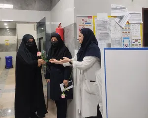 اهدای نوشت&zwnj;افزار تا تقدیر از سپیدپوشان عرصه سلامت