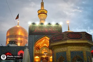 حرم مطهر رضوی در شب اربعین حسینی 