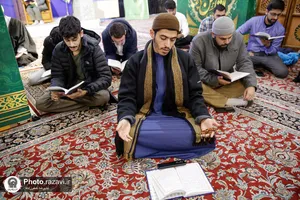 تشرف طلاب انگليسی زبان به حرم مطهر رضوی