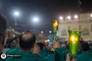 اذن خدمت موکب کفشداران حرم مطهر رضوی در حرم کاظمین