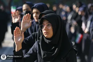 حضور خدام حرم مطهر رضوی در دبیرستان دخترانه فرهنگیان مشهد
