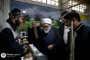 بازدید تولیت آستان قدس رضوی از کارگاه&zwnj;های تولیدی زندان مشهد