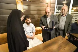 تجلیل و قدرشناسی آستان قدس رضوی از جانباز دهه هشتادی جنگ تحمیلی سوم