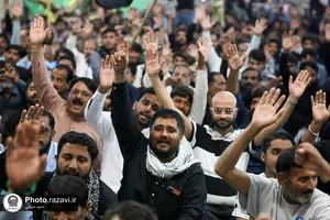 اجتماع بزرگ زائران اردوزبان در حرم مطهر رضوی