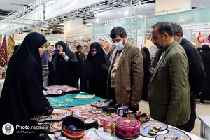 بازدید رییس سازمان علمی، فرهنگی و مدیرکل نذورات آستان قدس رضوی از نمایشگاه بانوان کارآفرین