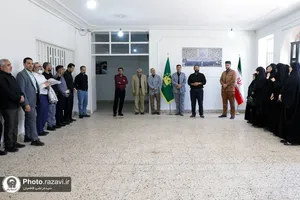 بازدید کارکنان آستان قدس رضوی از کارخانه فرش کنه بیست