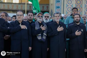 عزاداری خادمان حرم&zwnj; مطهر رضوی در صبح شهادت امام حسن عسکری علیه&zwnj;السلام