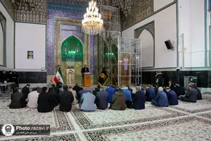 تشرف معاونین توسعه مدیریت و منابع استانداری&zwnj;های کشور به حرم مطهر رضوی