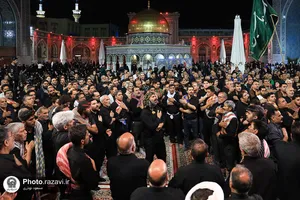 عزاداری سنتی شب چهارم محرم در &laquo;حسینیه حرم&raquo;