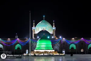 حال و هوای حرم مطهر رضوی در شب ولادت حضرت زهرا سلام الله علیها