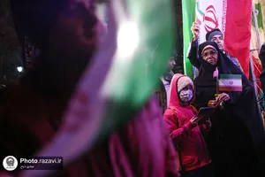 جشن پیروزی انقلاب اسلامی در ایستگاه انقلاب دانش&zwnj;آموزان مدارس امام رضا(علیه&zwnj;السلام)
