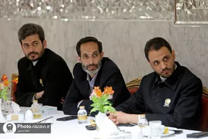 نشست صمیمی مدیران ادواری حرم مطهر