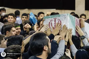 تشییع پیکر شهید دفاع مقدس در دبیرستان پسرانه امام رضا علیه&zwnj;السلام